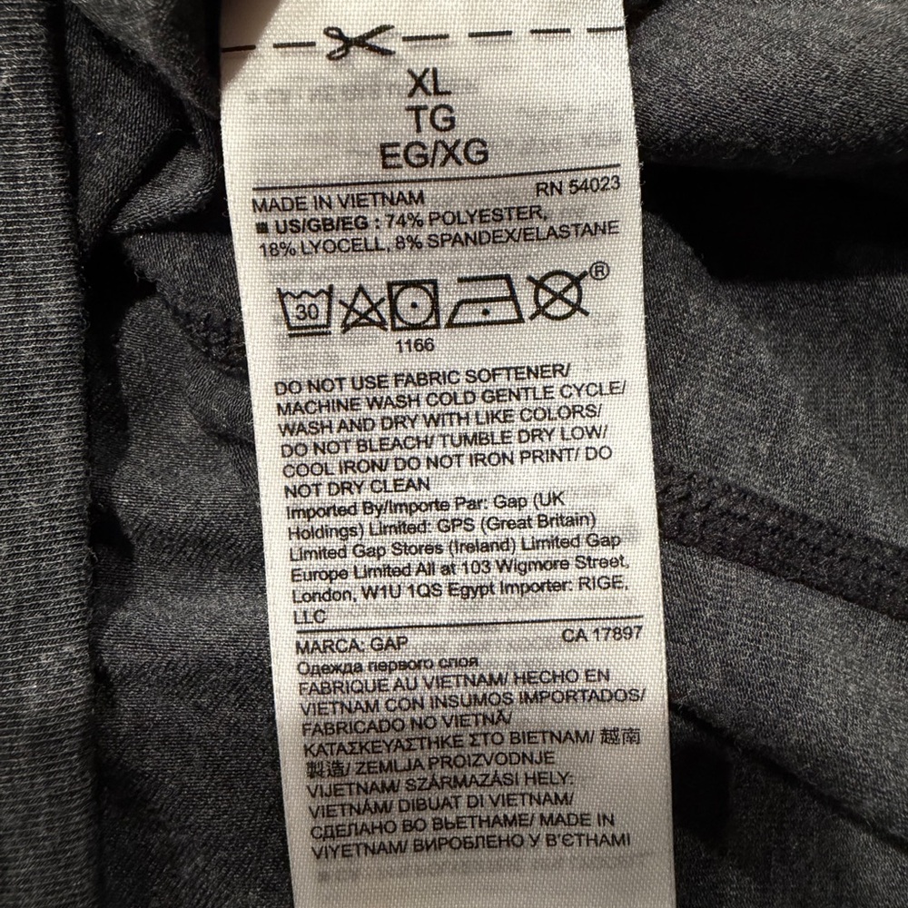 GAP Dark Heather Gray Racerback Tank Top. Hardly Worn - Picture 4 of 6